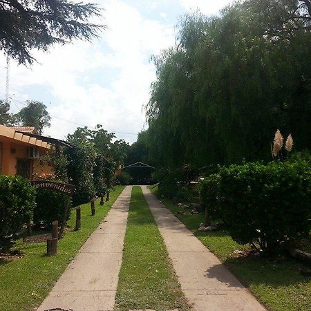 Residencial Castelar Hotel Merlo Екстериор снимка
